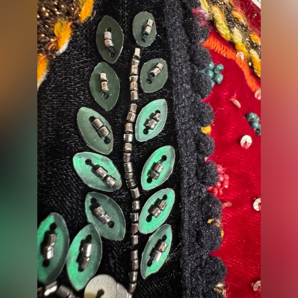 🌺 ZARA Embroidered Velvet Boho Top - Picture 7 of 15
